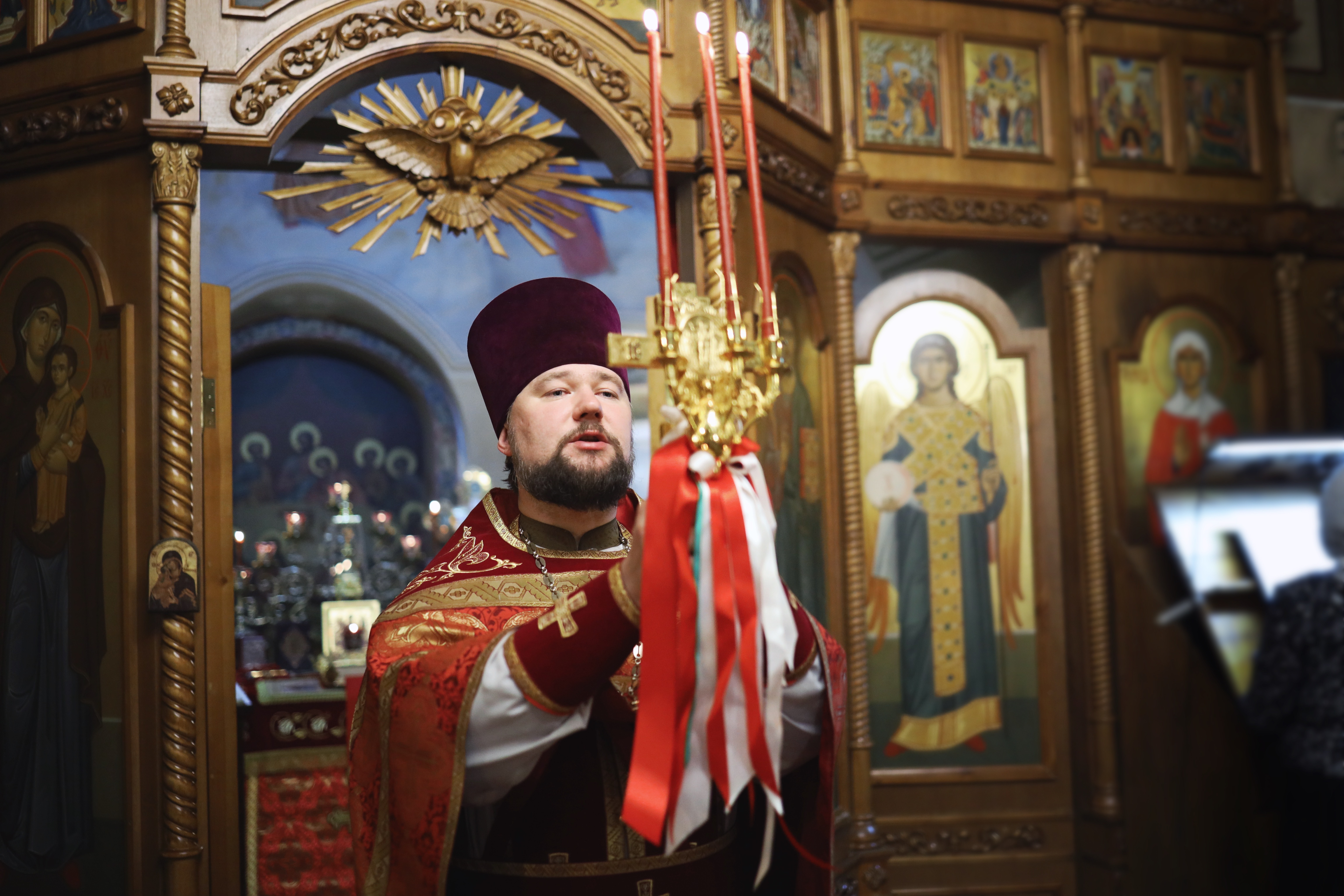 Благочинный подольска новый. Дежурный священник в троицком соборе подольска. Соборная литургия. Храмы подольской епархии. Подольская епархия логотип.