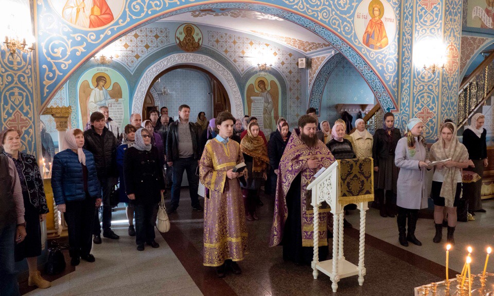 богослужение в храме анны праведной ковров